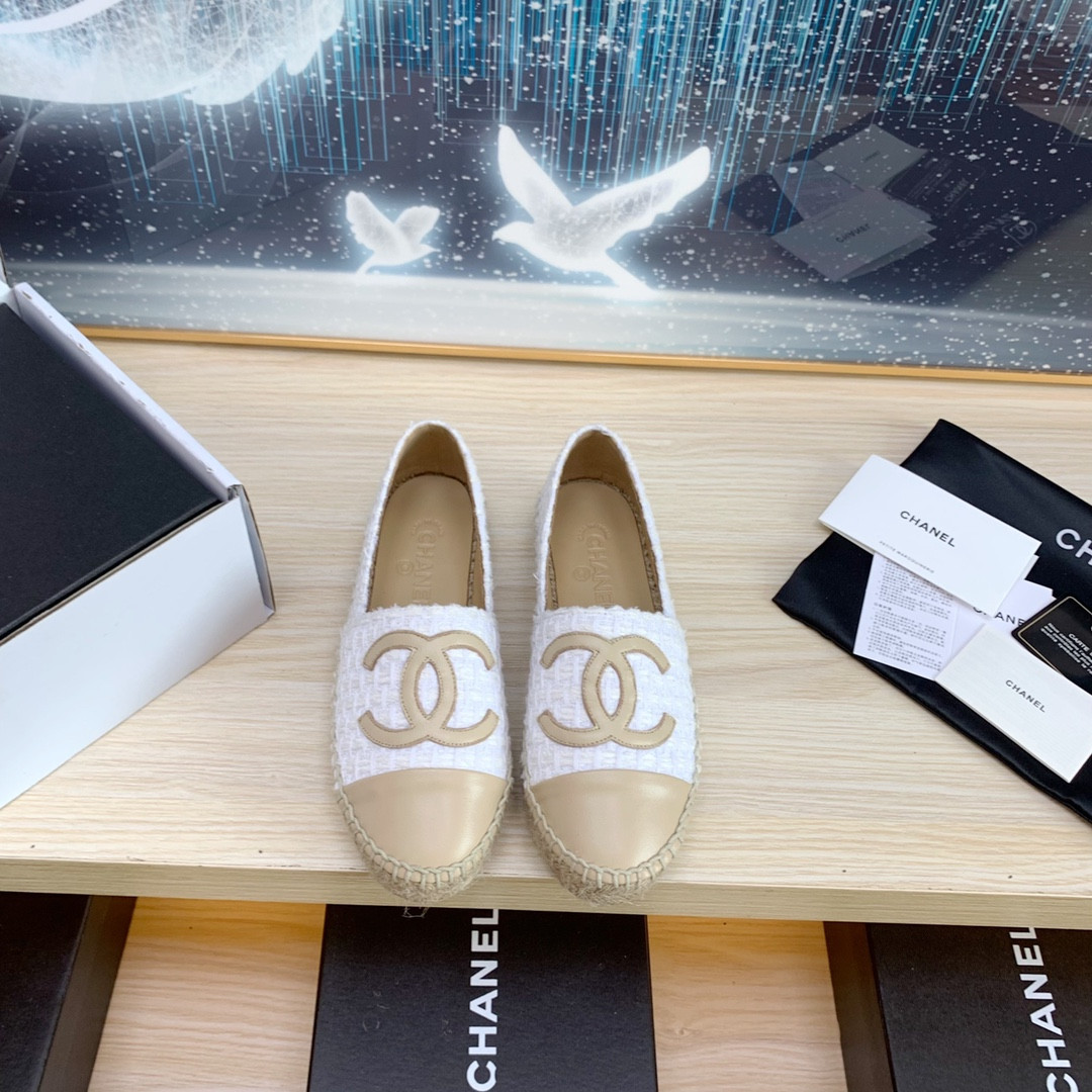 ua Ch*el espadrilles