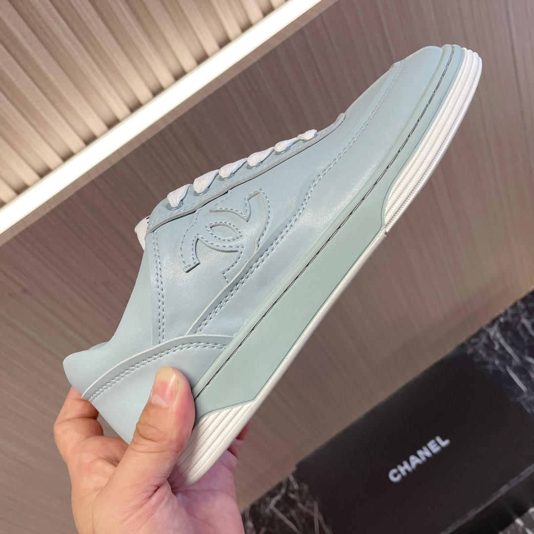 ua Ch*el sneakers calfskin