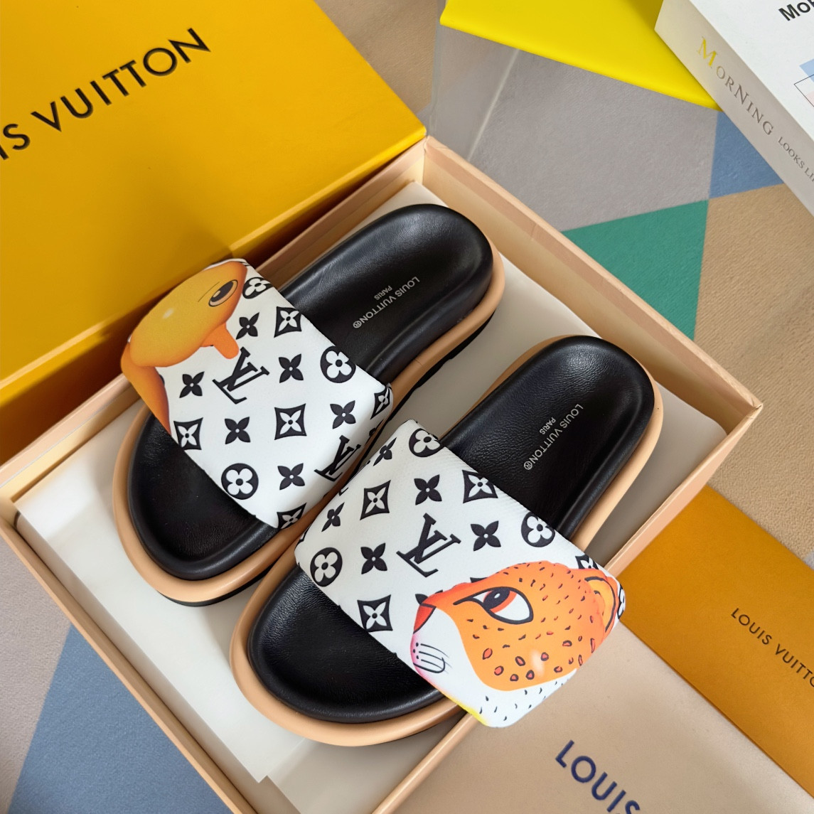 LV Pool Pillow Flat Comfort Mule
