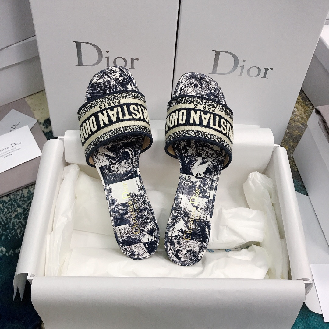 ua D*or dway heeled slide