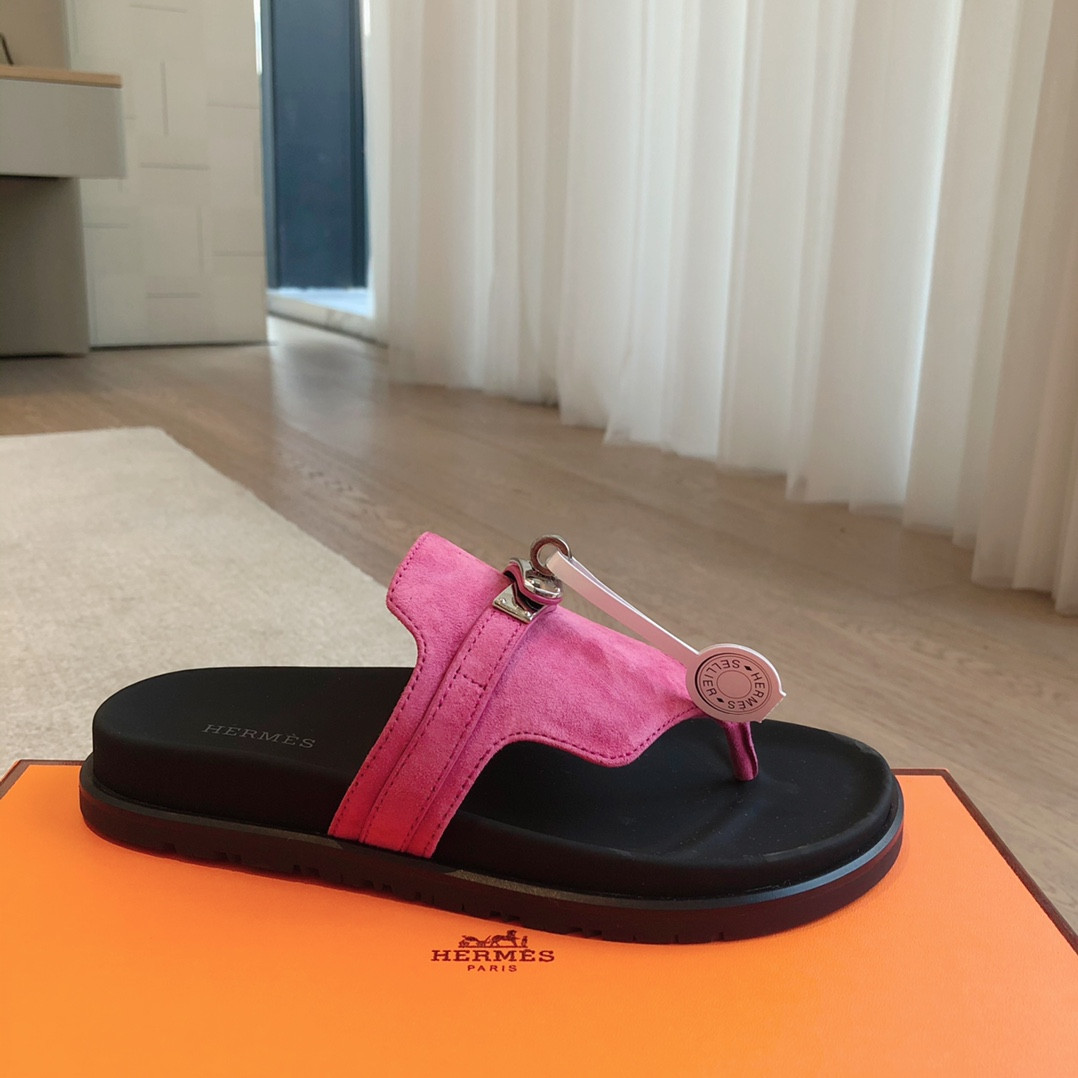 ua H**mes empire sandal