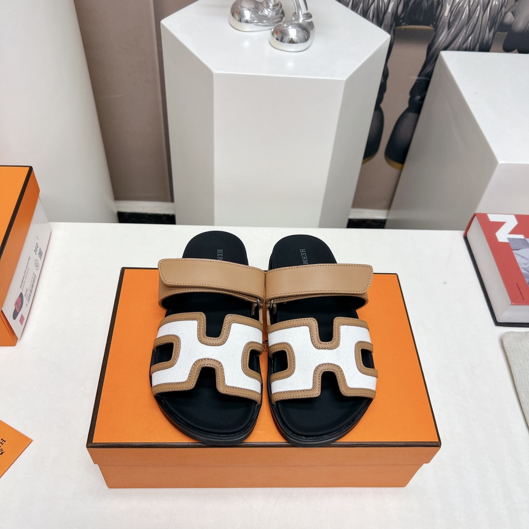 ua H**mes chypre sandal
