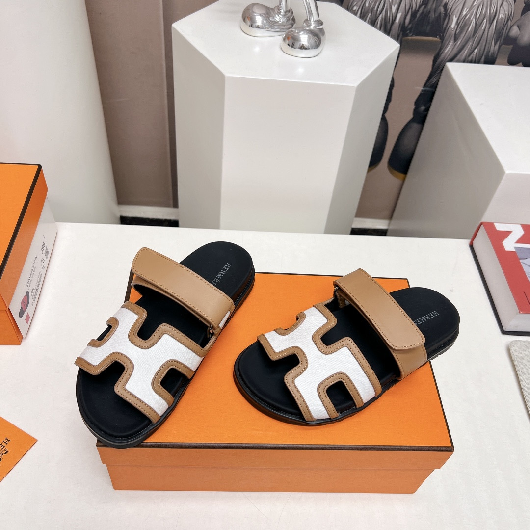 ua H**mes chypre sandal