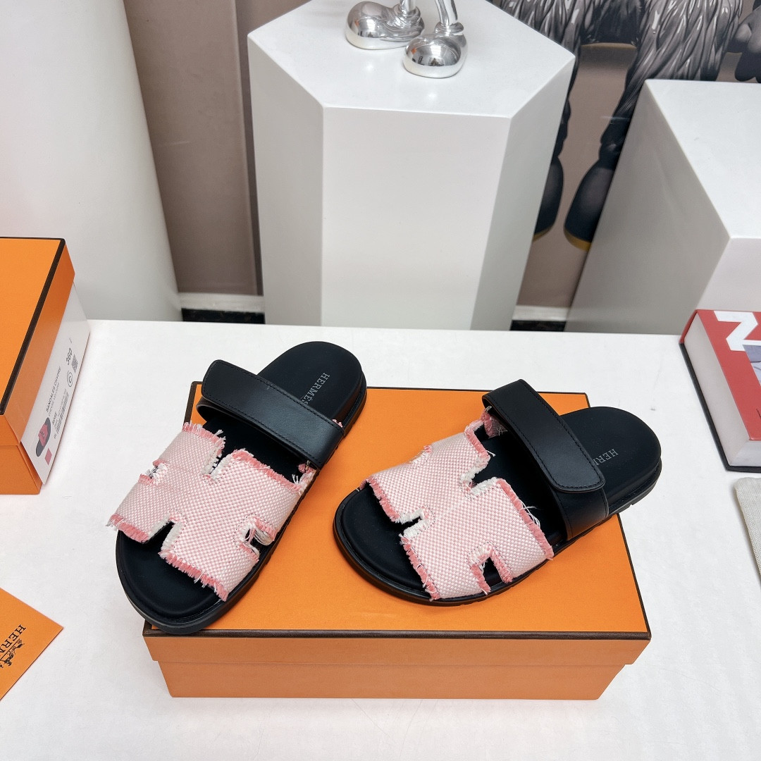 ua H**mes chypre sandal