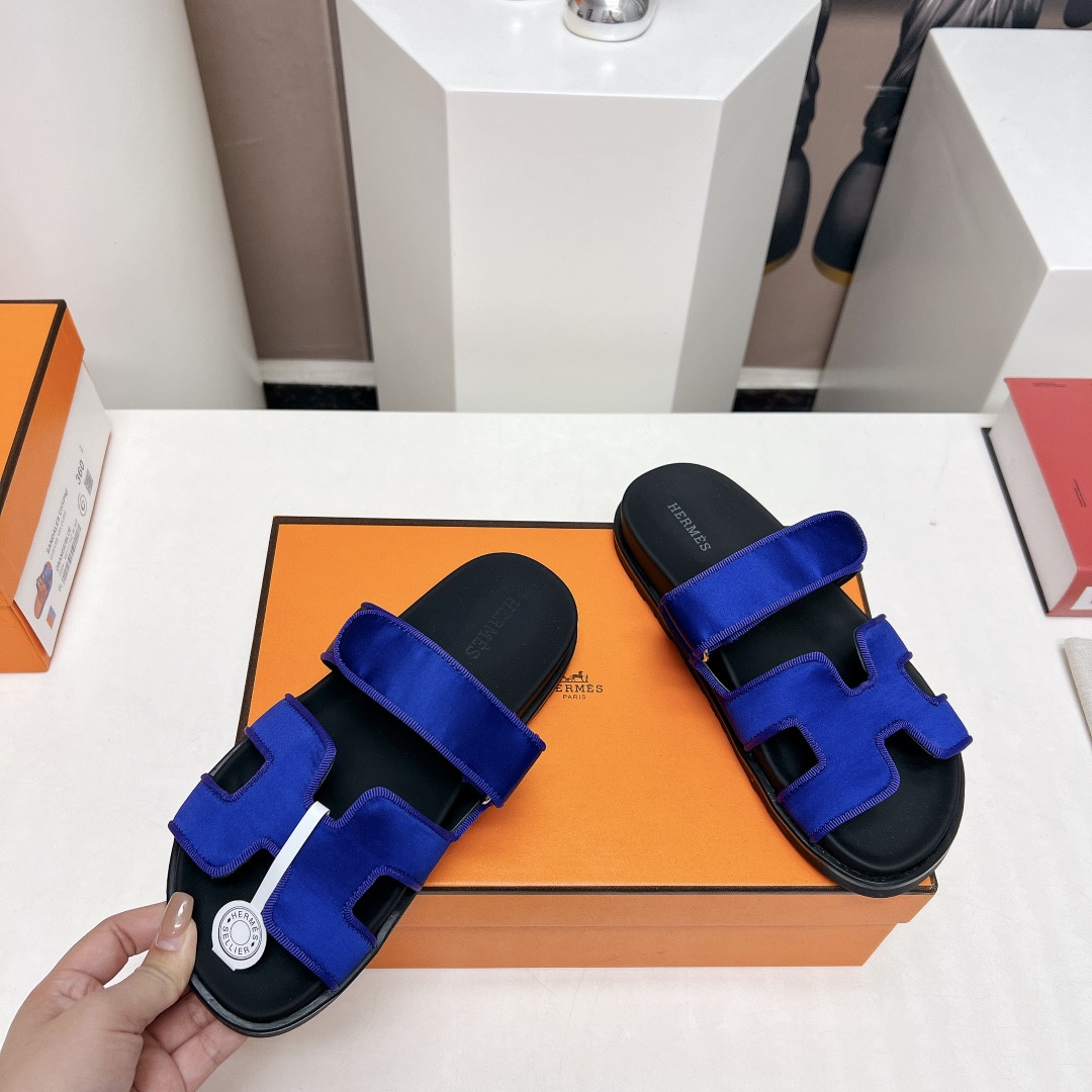 ua H**mes chypre sandal