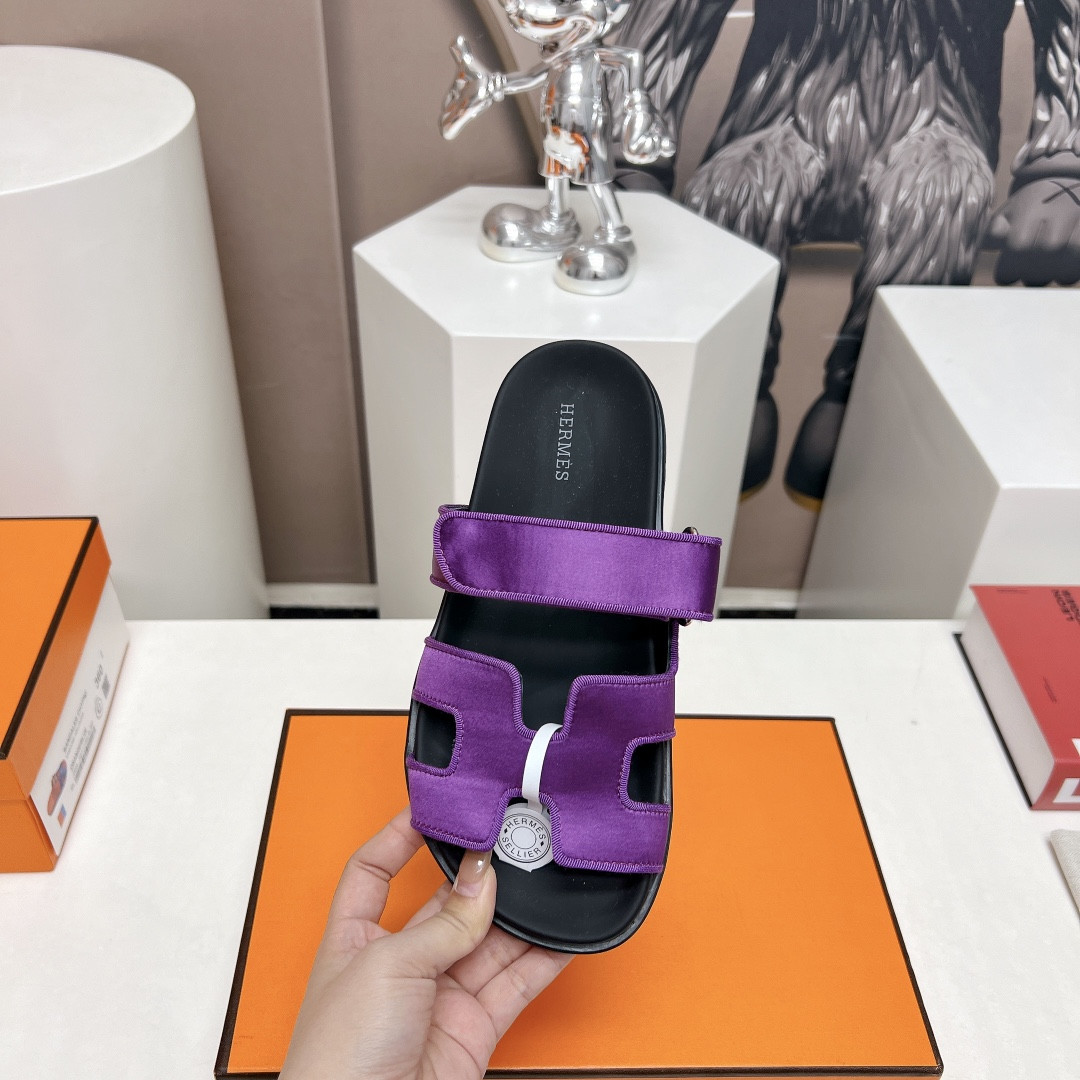 ua H**mes chypre sandal
