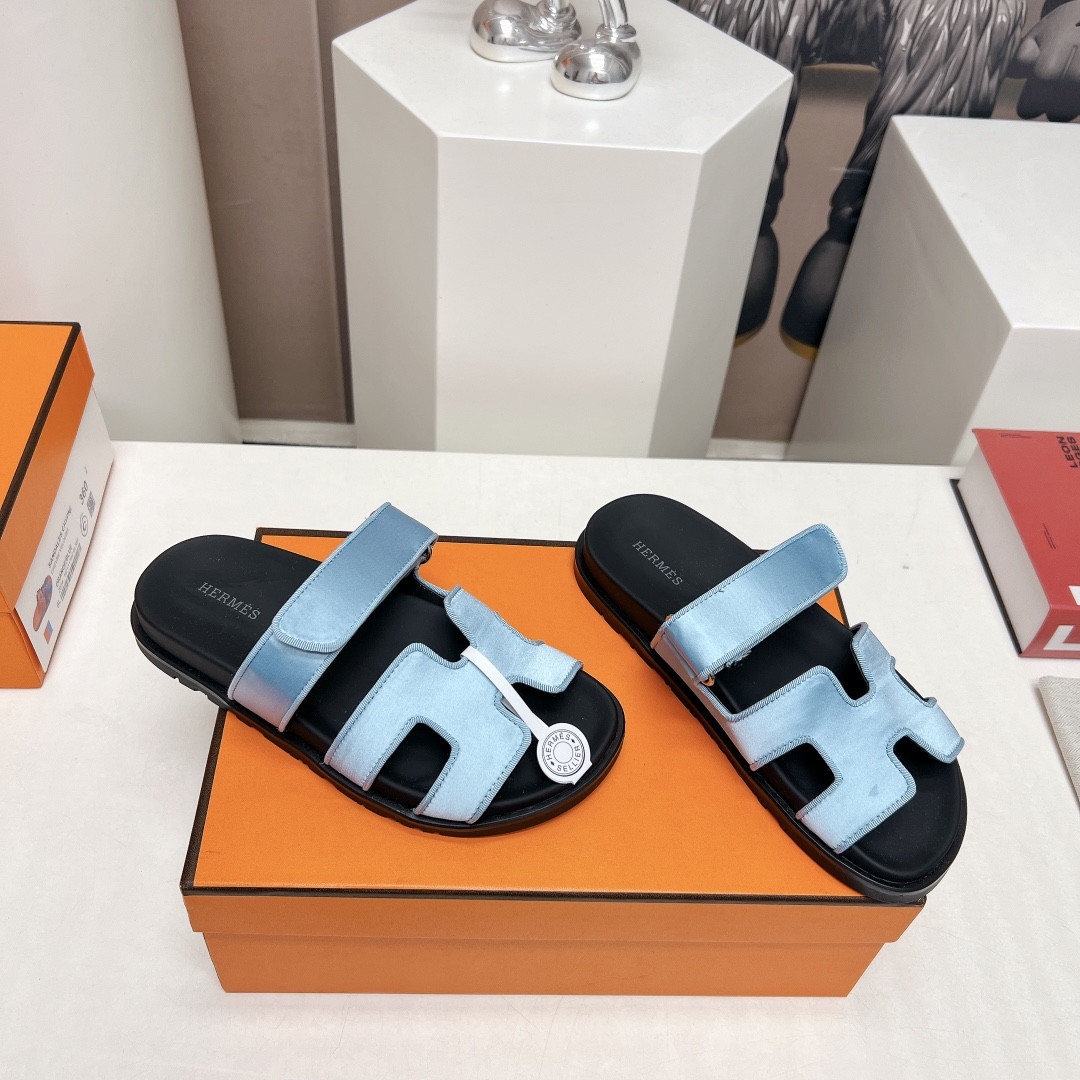 ua H**mes chypre sandal