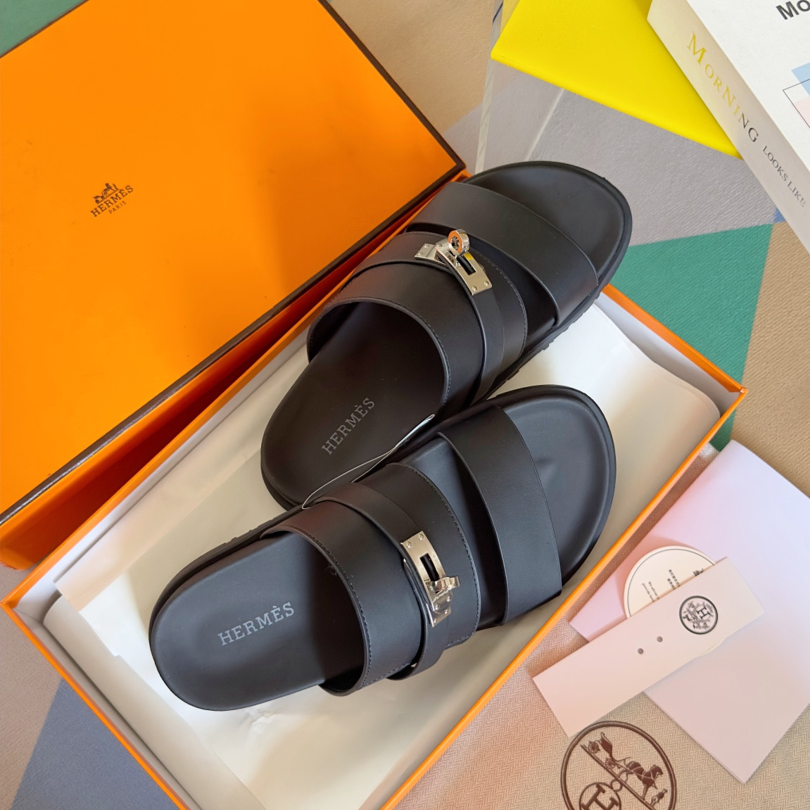 ua H**mes jackson sandal