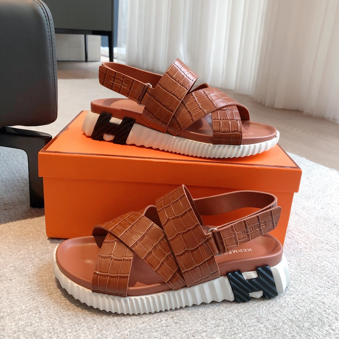ua H**mes electric sandal