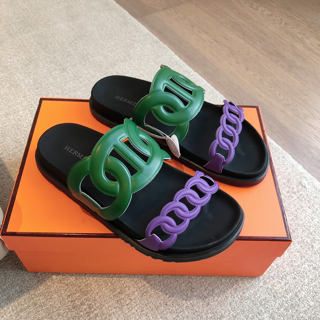 ua H**mes extra sandal