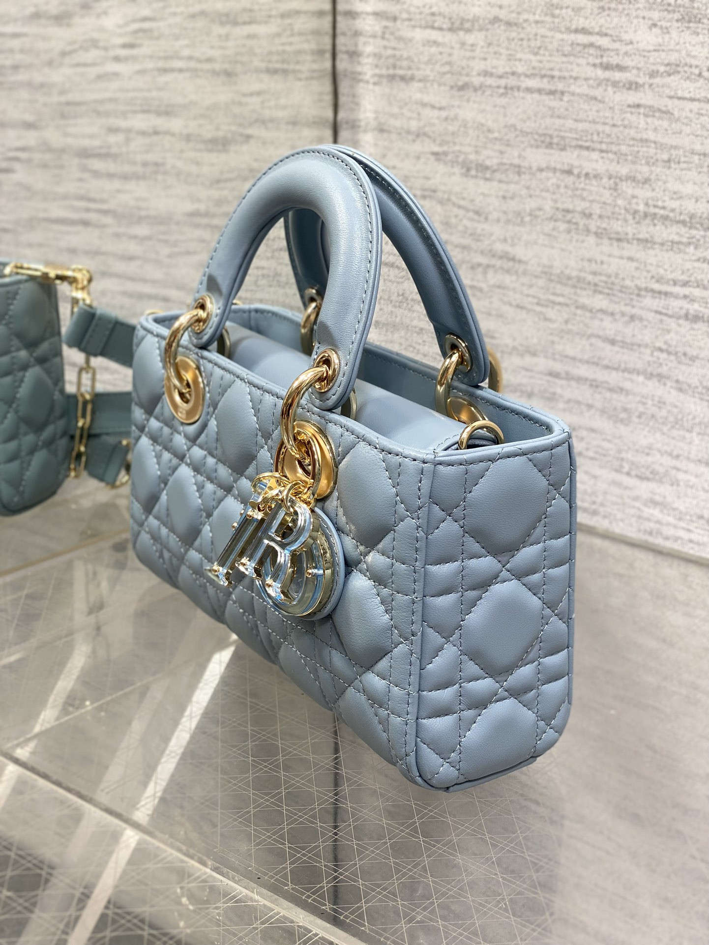 D*or samll d-joy bag 22.5 x 6 x 11.5cm