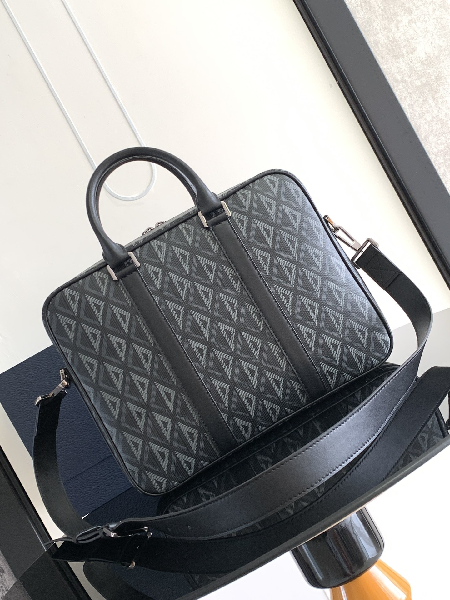 d*or zipped briefcase black cd Di*m*nd canvas and black grained calfskin 37 x 28 x 6 cm