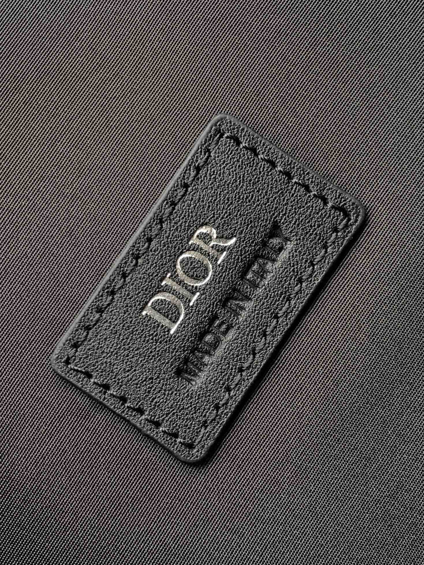d*or zipped briefcase black cd Di*m*nd canvas and black grained calfskin 37 x 28 x 6 cm