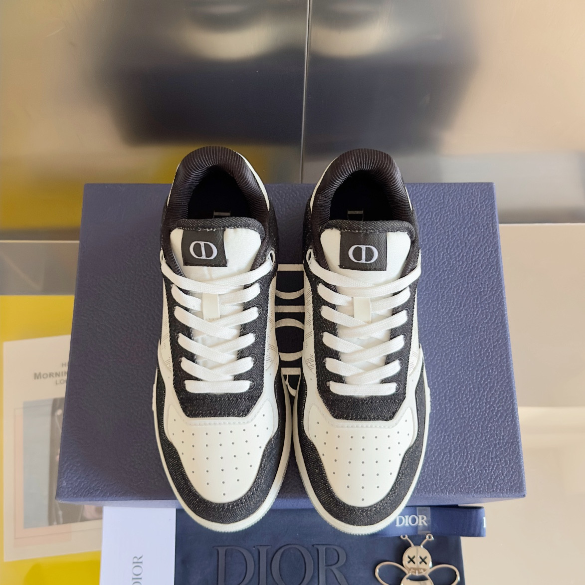 ua D*or b27 sneaker
