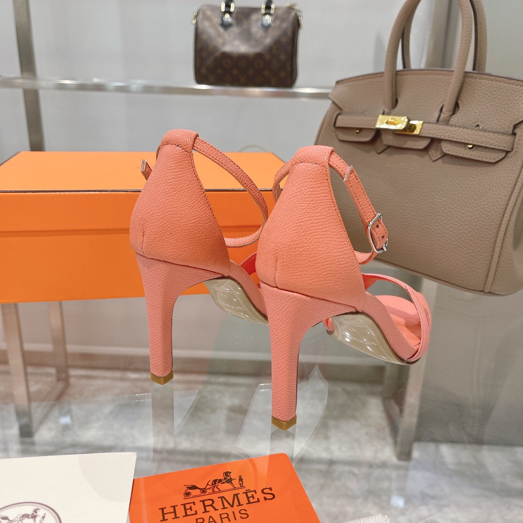 ua H**mes heeled sandal