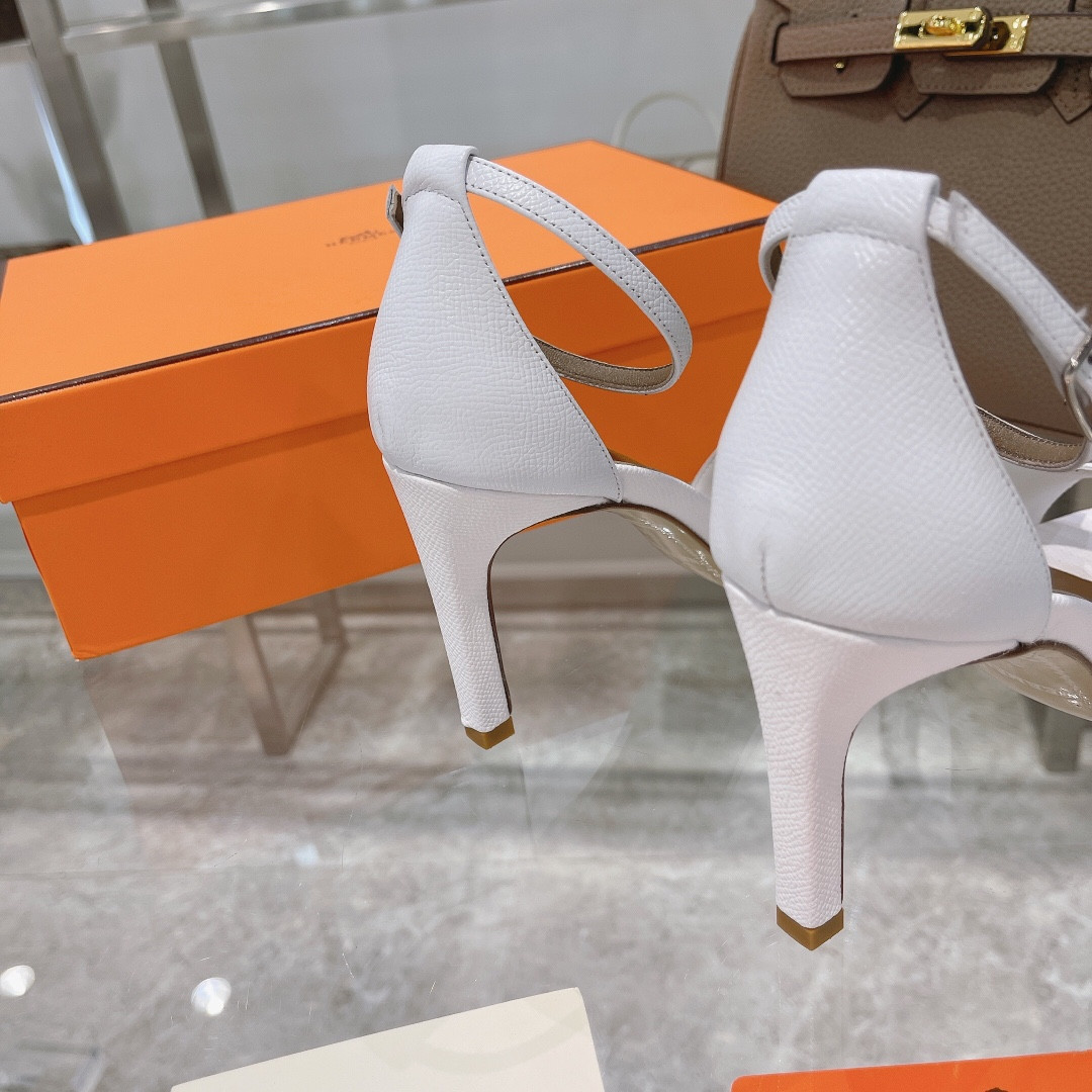 ua H**mes heeled sandal