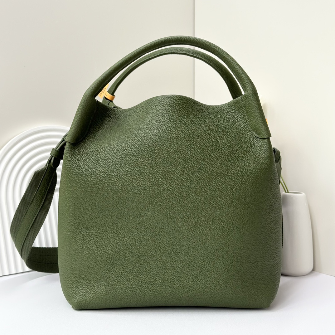 L**o p*ana large bale bag grained calfskin 24 x 20 x 27 cm