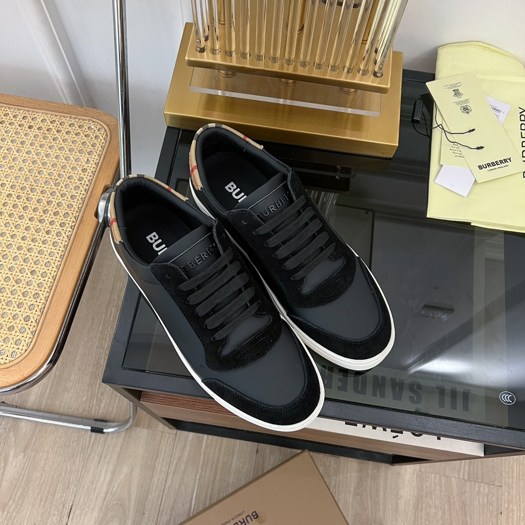 ua B**rry sneakers