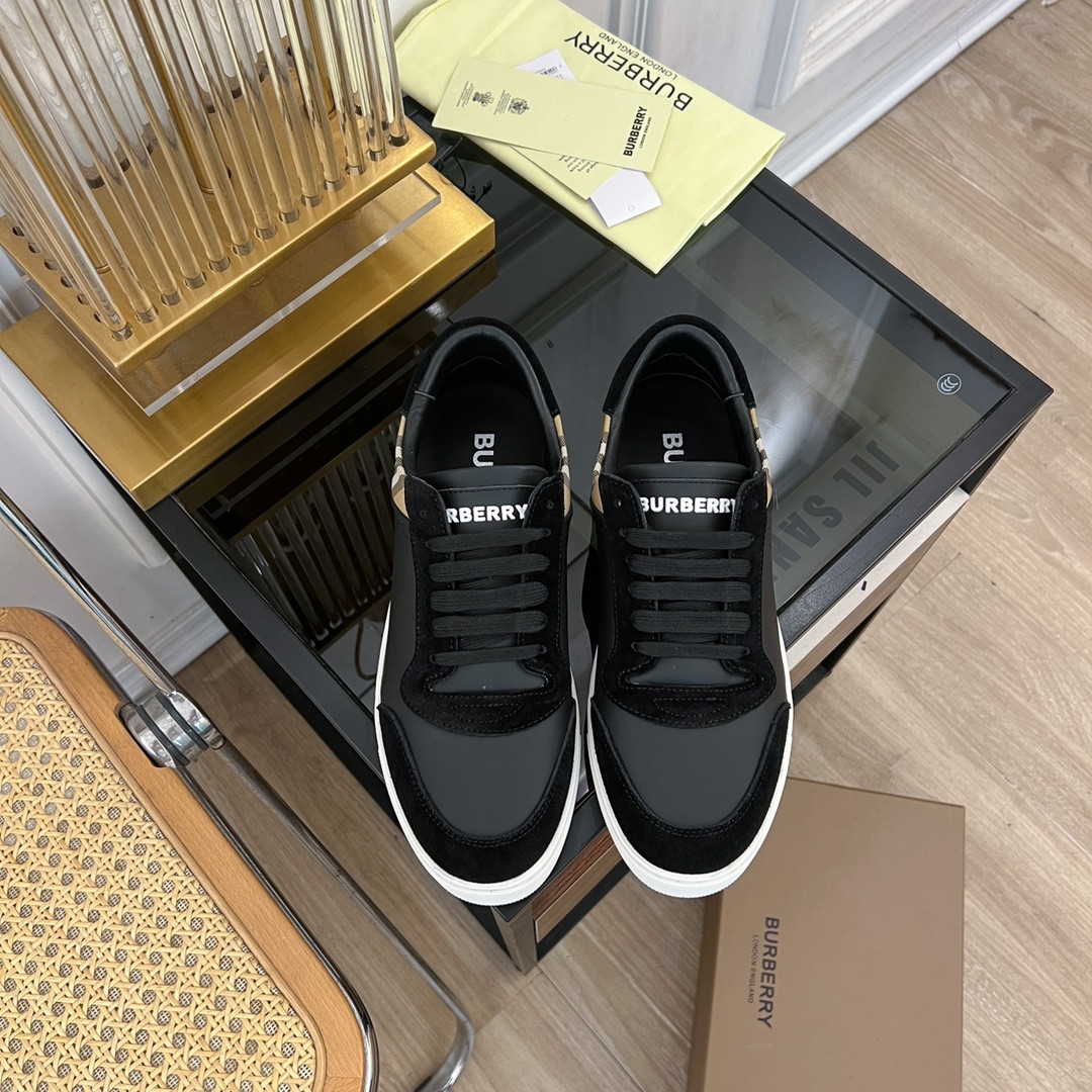 ua B**rry sneakers