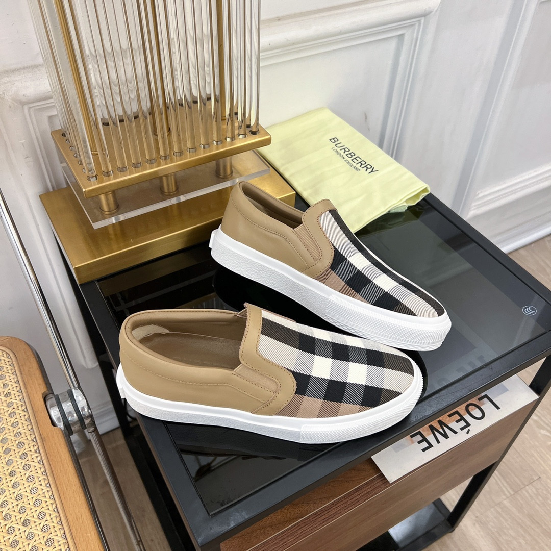 ua B**rry slip on sneakers