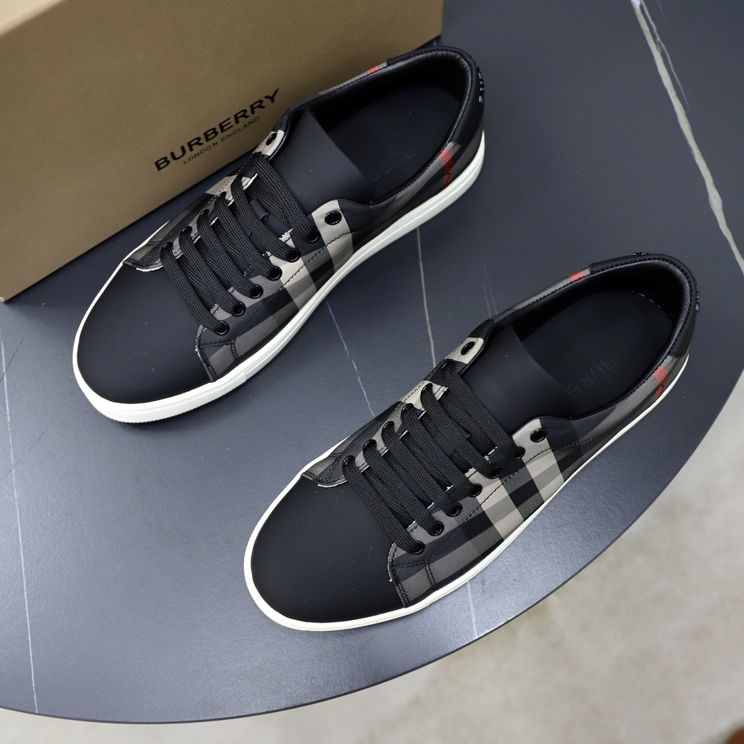 ua B**rry check sneakers