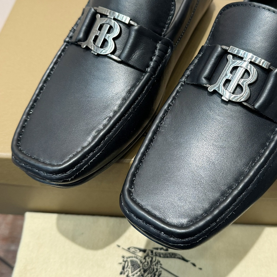 ua B**rry loafers