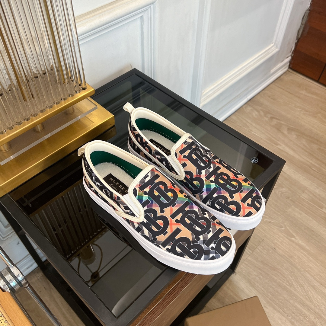 ua B**rry slip on sneakers