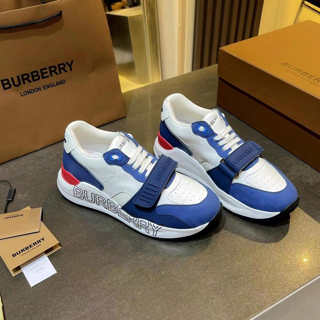 ua B**rry sneakers