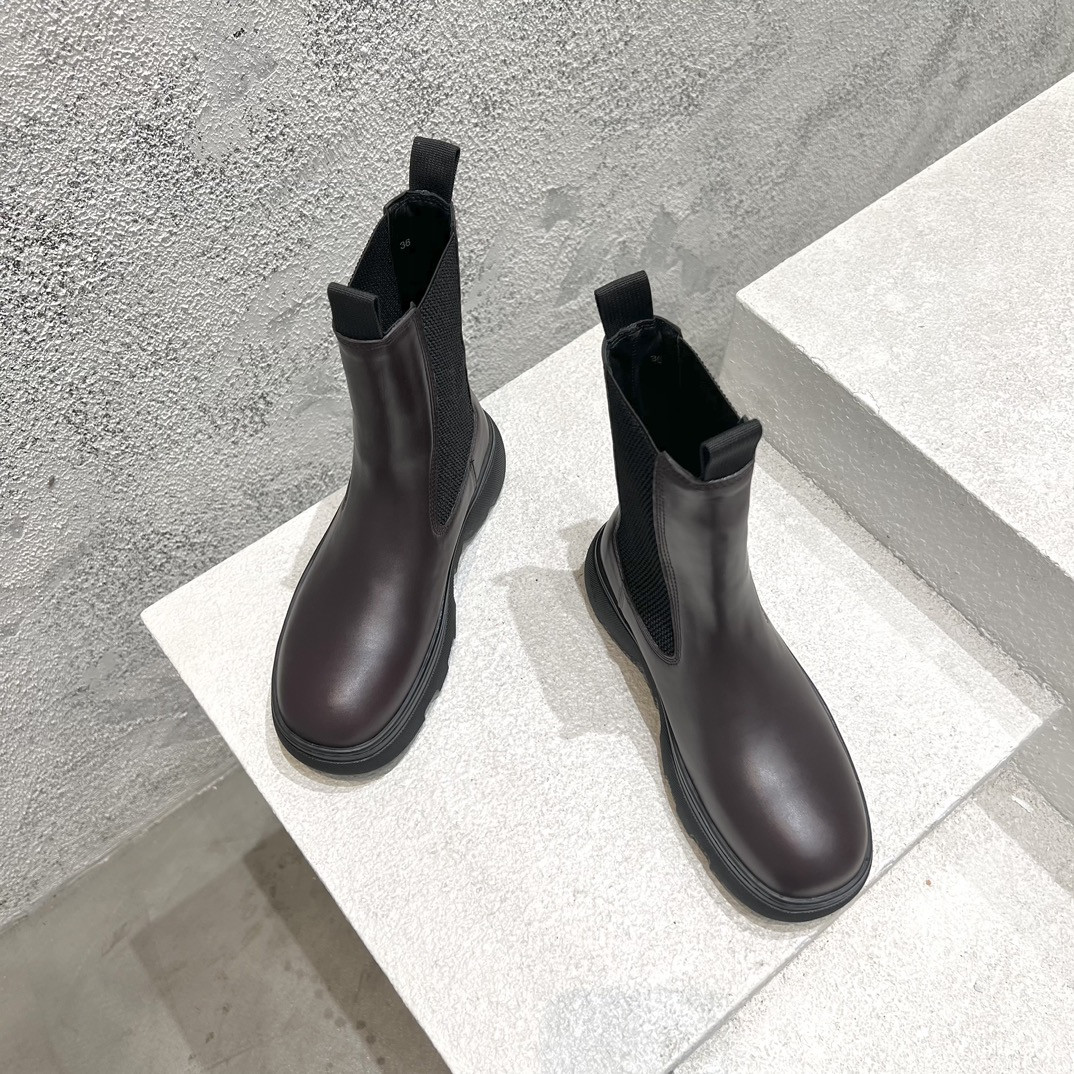 ua B**rry leather creeper chelsea boots