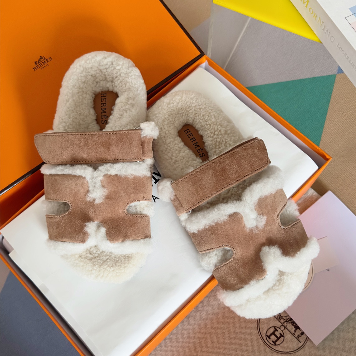 ua H**mes chypre sandal