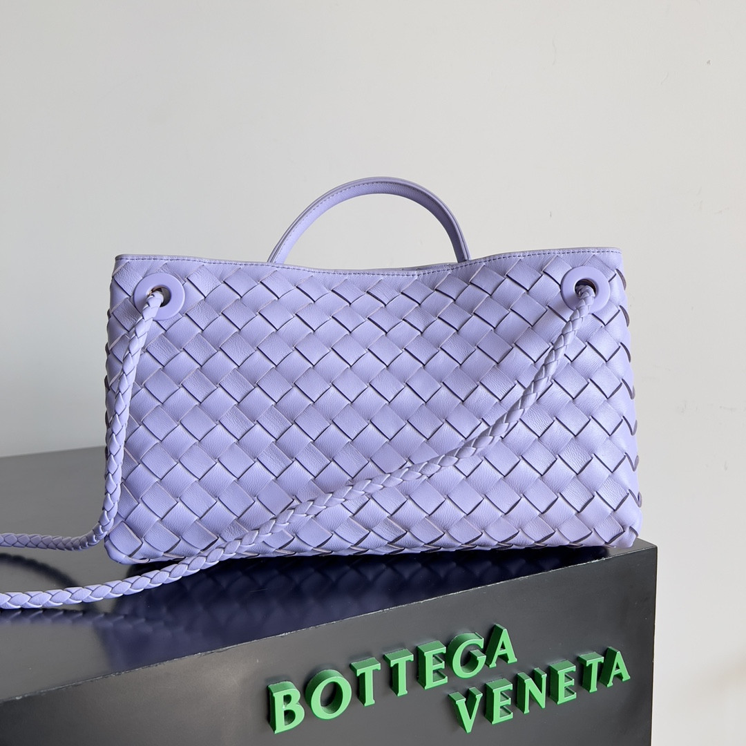 bo*te*ga Ve*ne*ta east-west andiamo 29x10x18cm