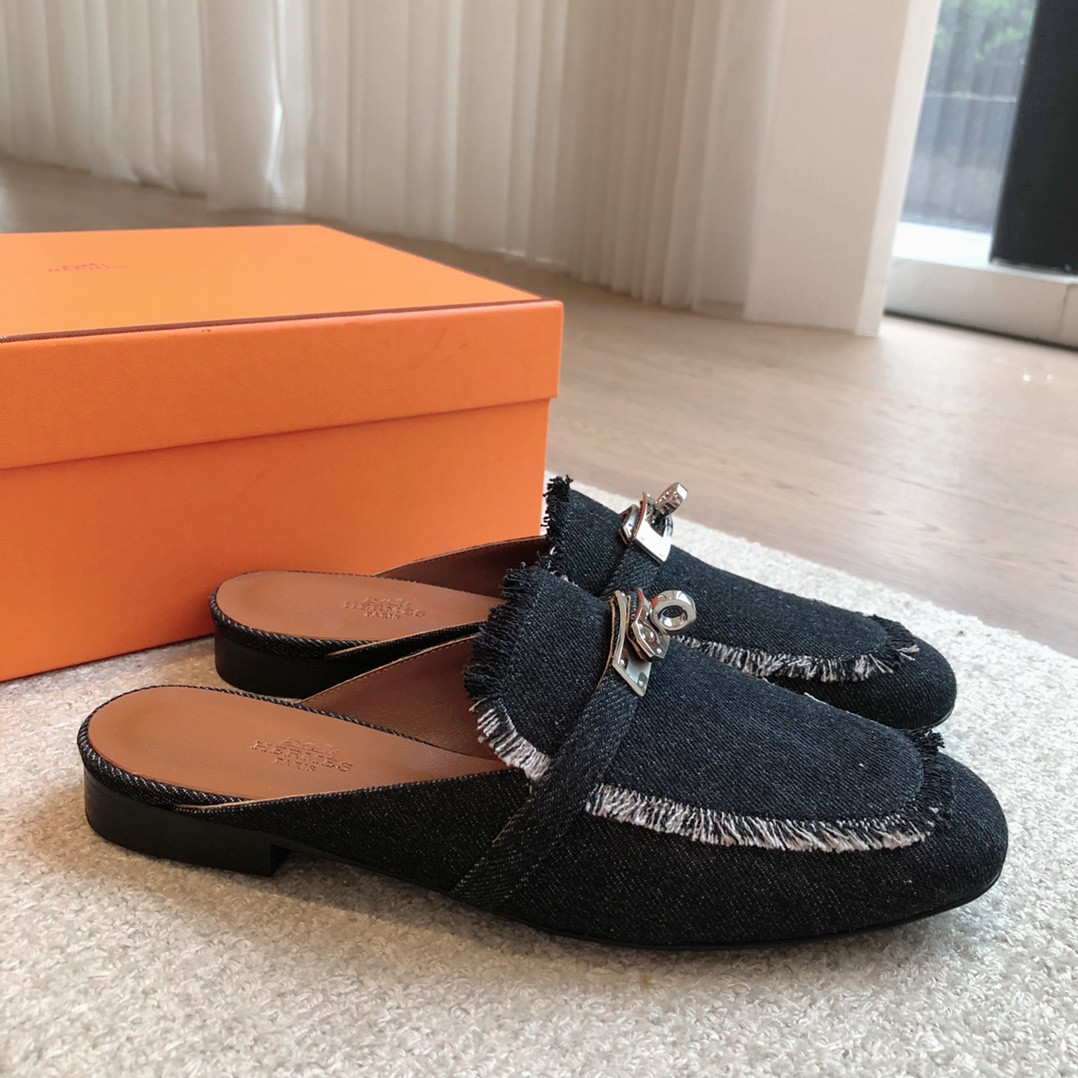 ua H**mes oz mule