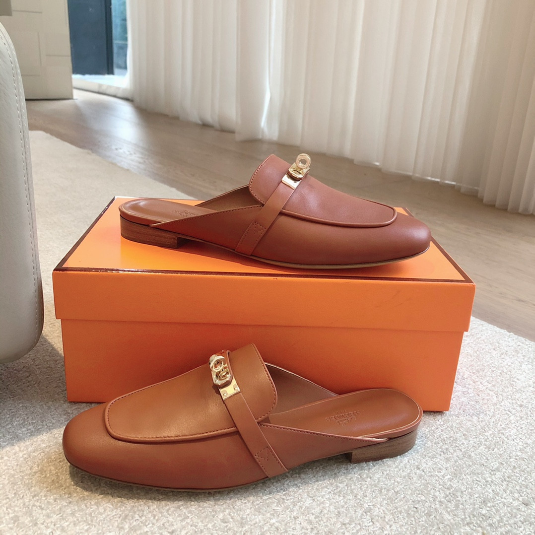 ua H**mes oz mule