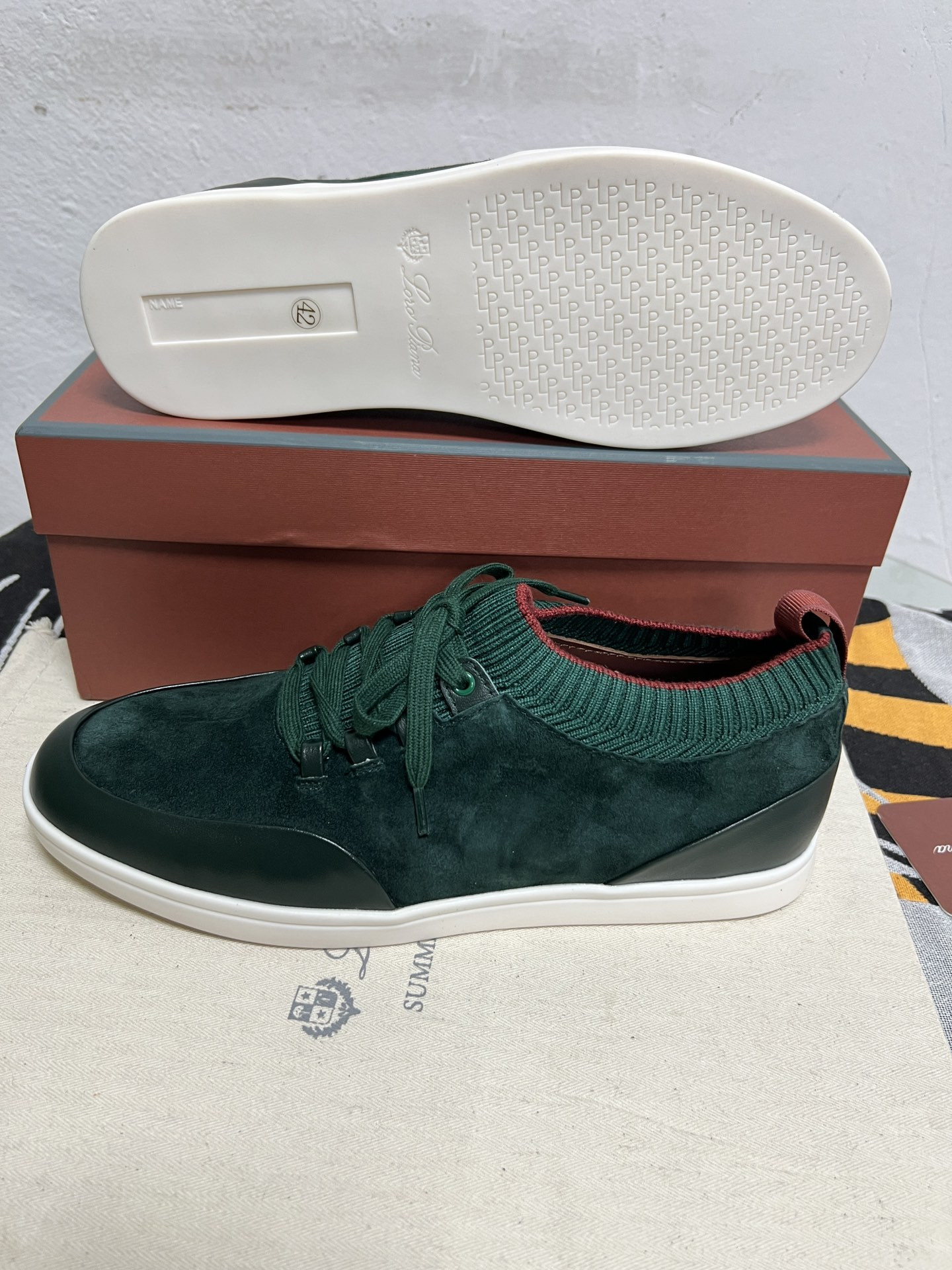 ua L**o p*ana soho walk sneaker