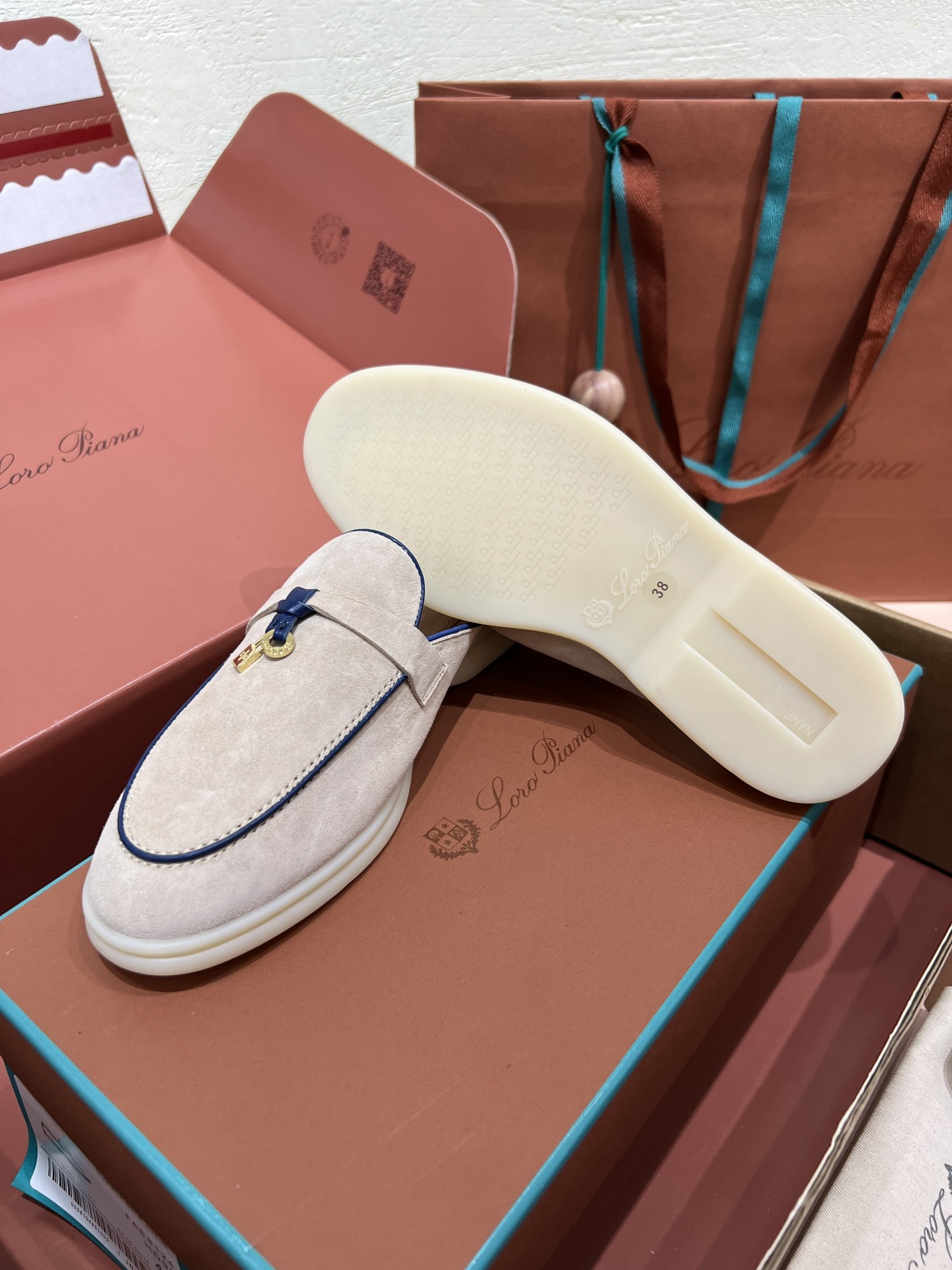 ua L**o p*ana babouche charms walk loafers