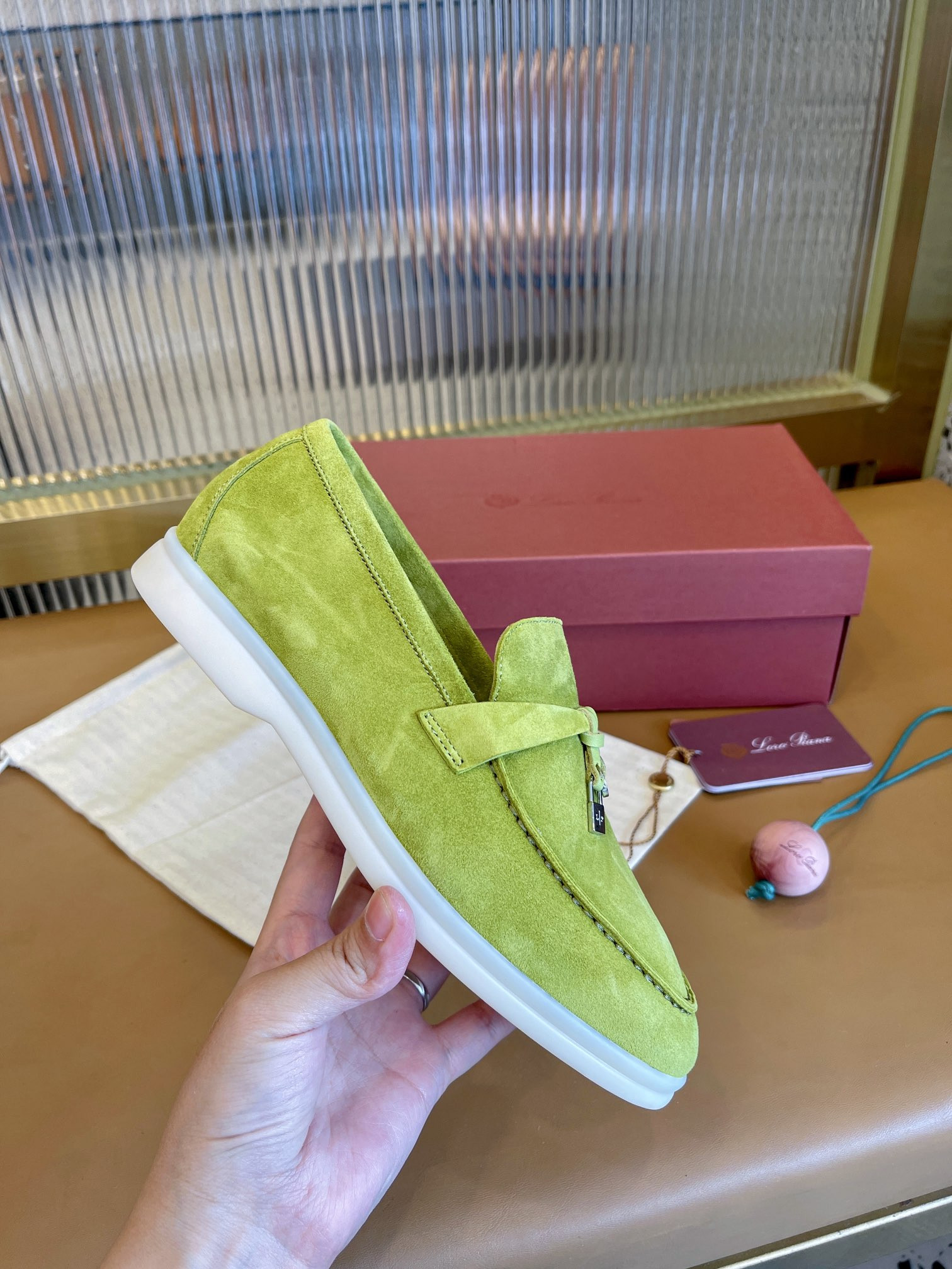ua L**o p*ana summer charms walk loafers