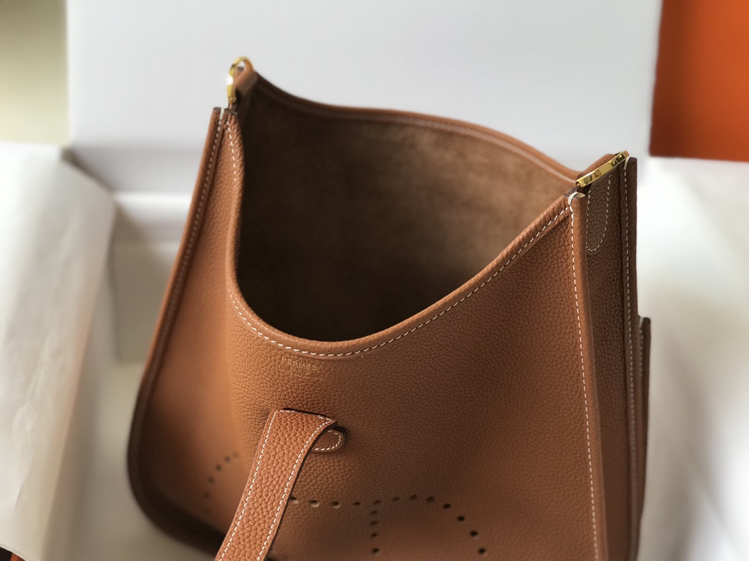 H**mes evelyne bag 28cm