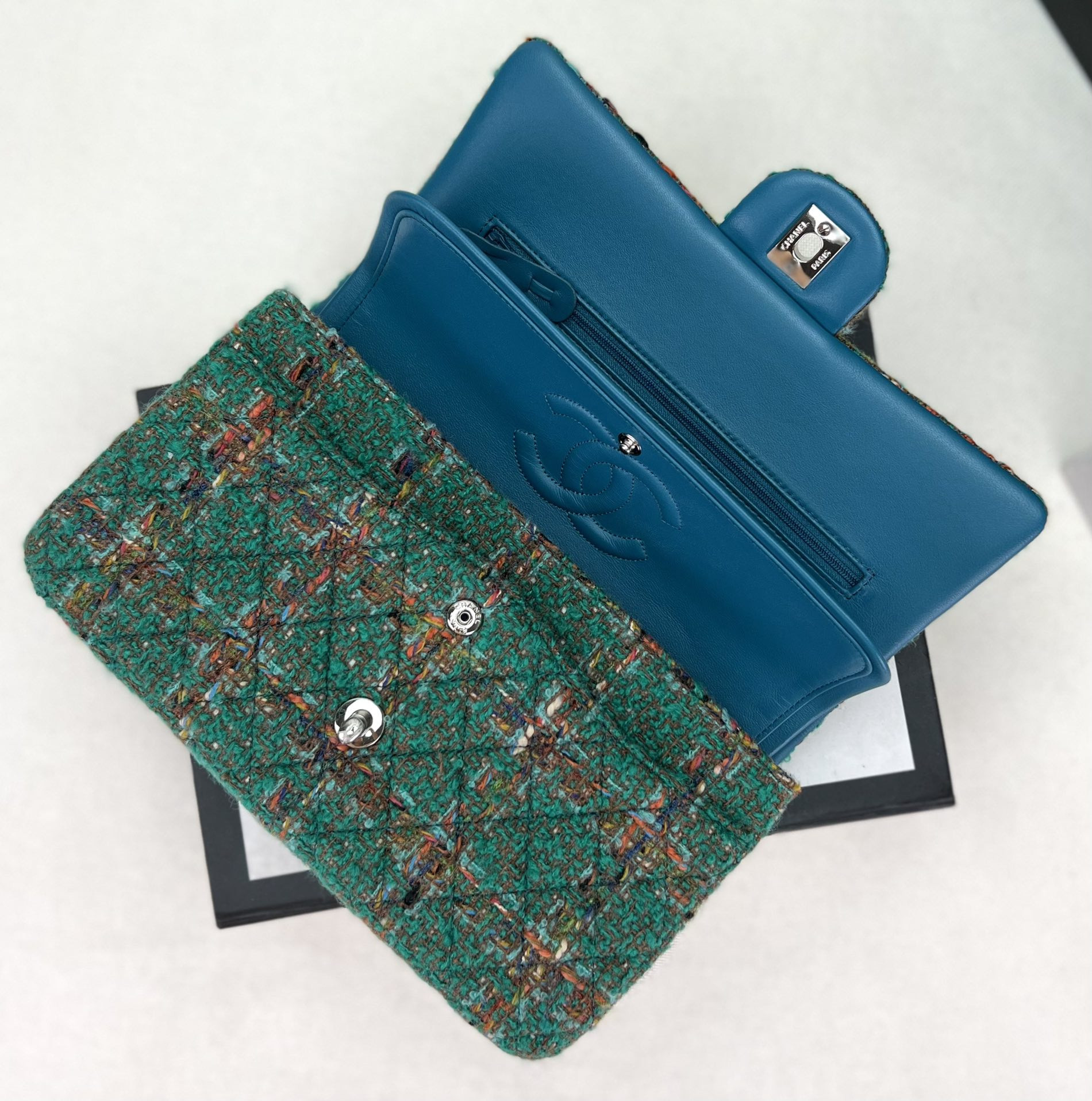 Ch*el classic flap bag 25cm
