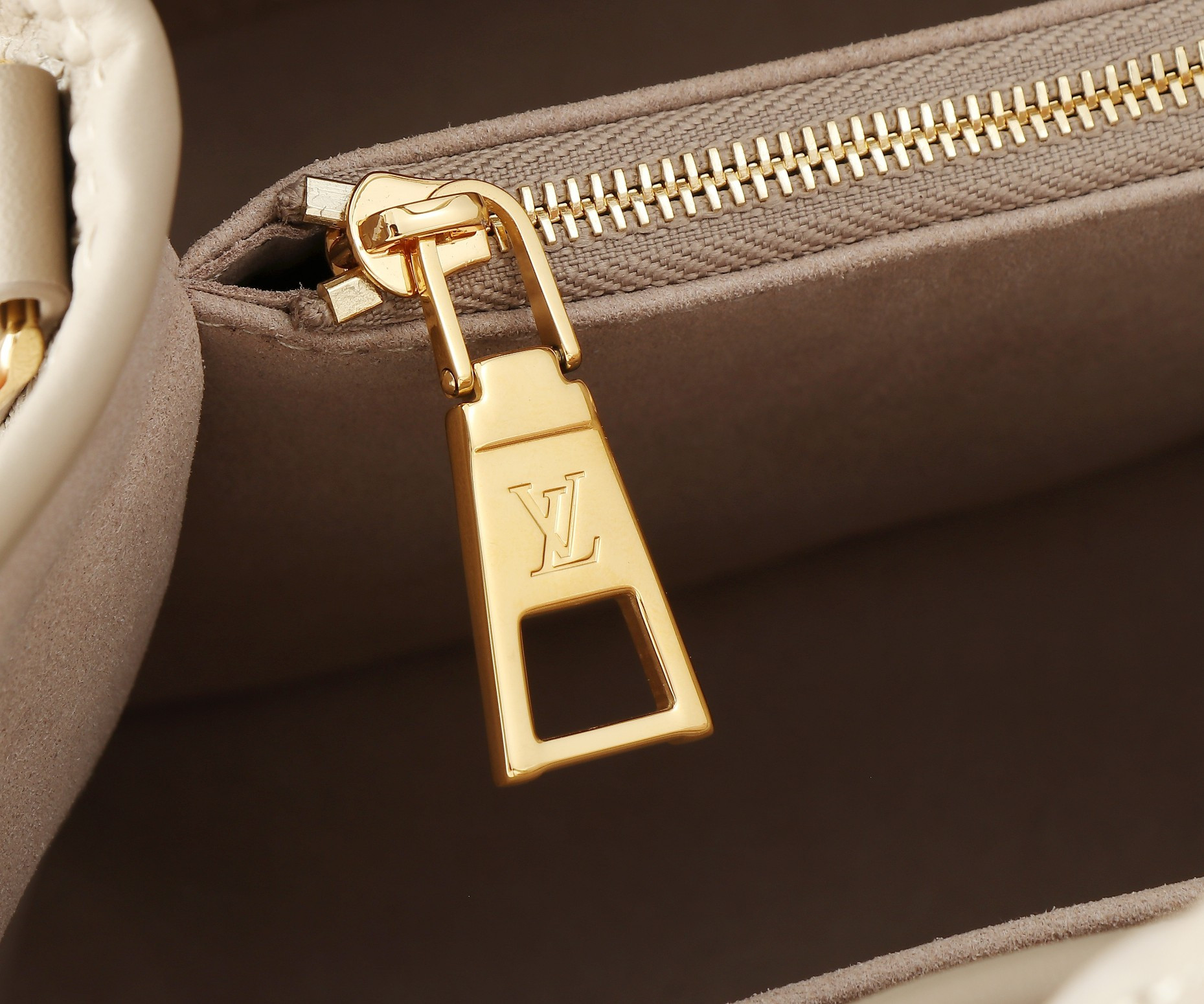 LV Babylone Tote PM M11463 31x21.5x13CM