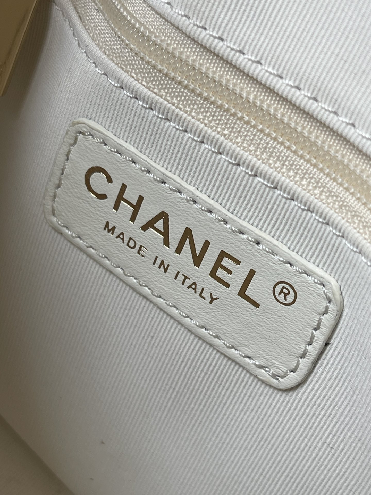 Ch*el small shopping bag 15x20x6cm