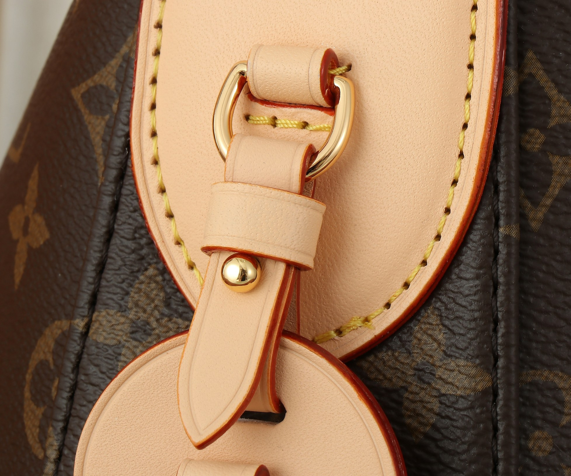 LV Slouchy MM M12098 31 x 11 x 40 cm