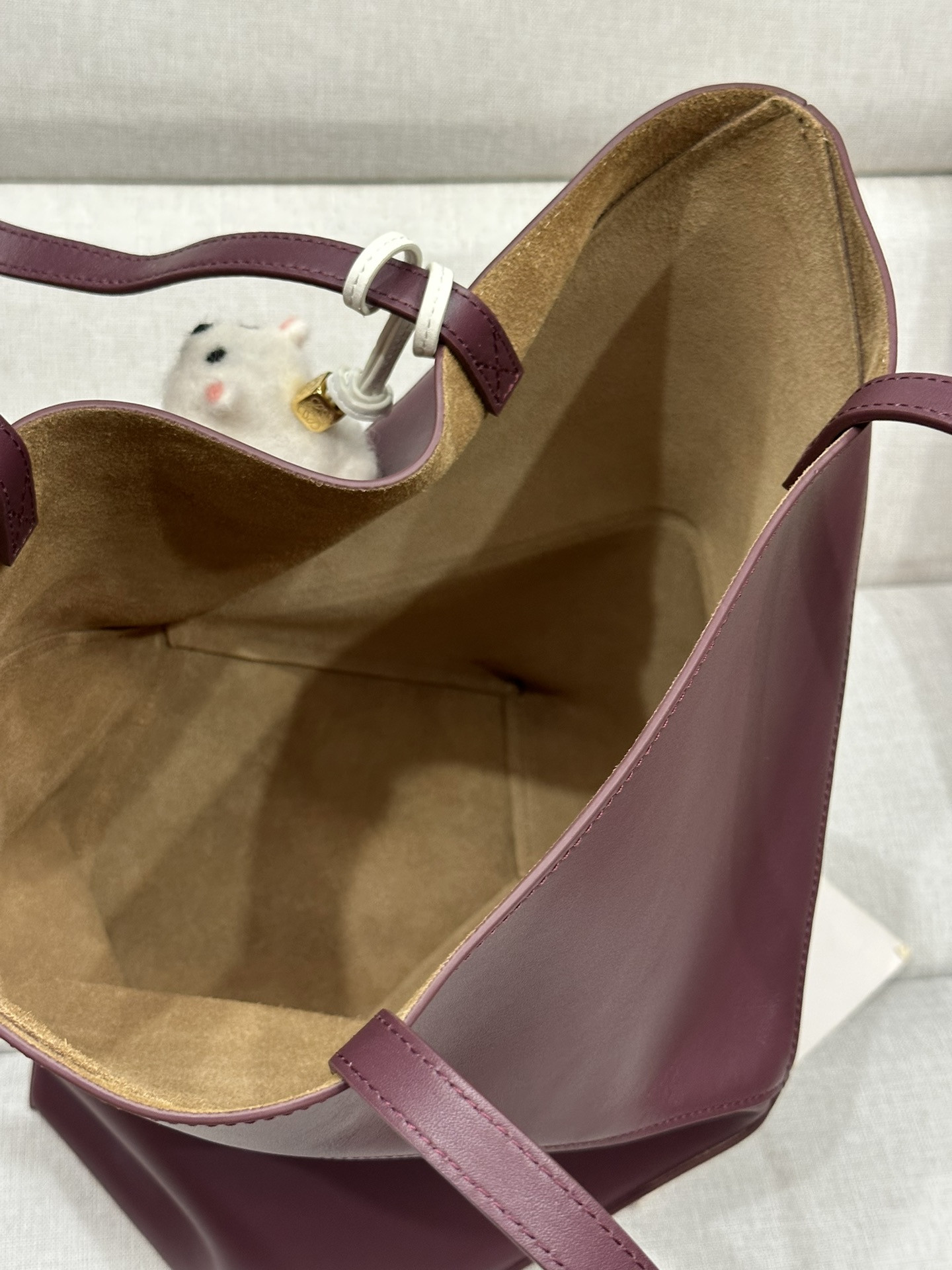 L0ew* medium puzzle fold tote in shiny calfskin 25.5x14.5x31.5cm