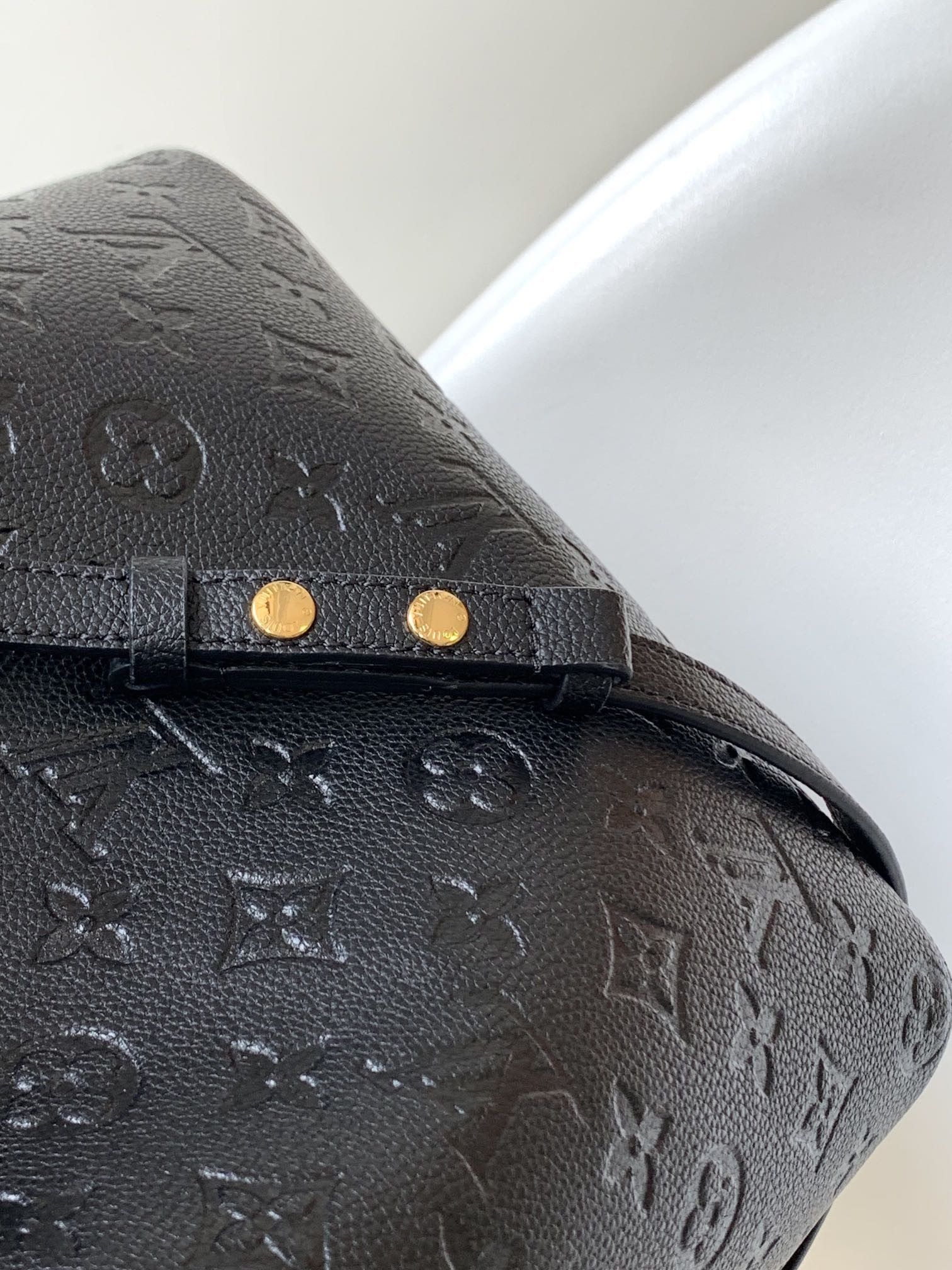 LV  NéoNoé MM  M45306  25.9 x 25.9 x 17.5CM