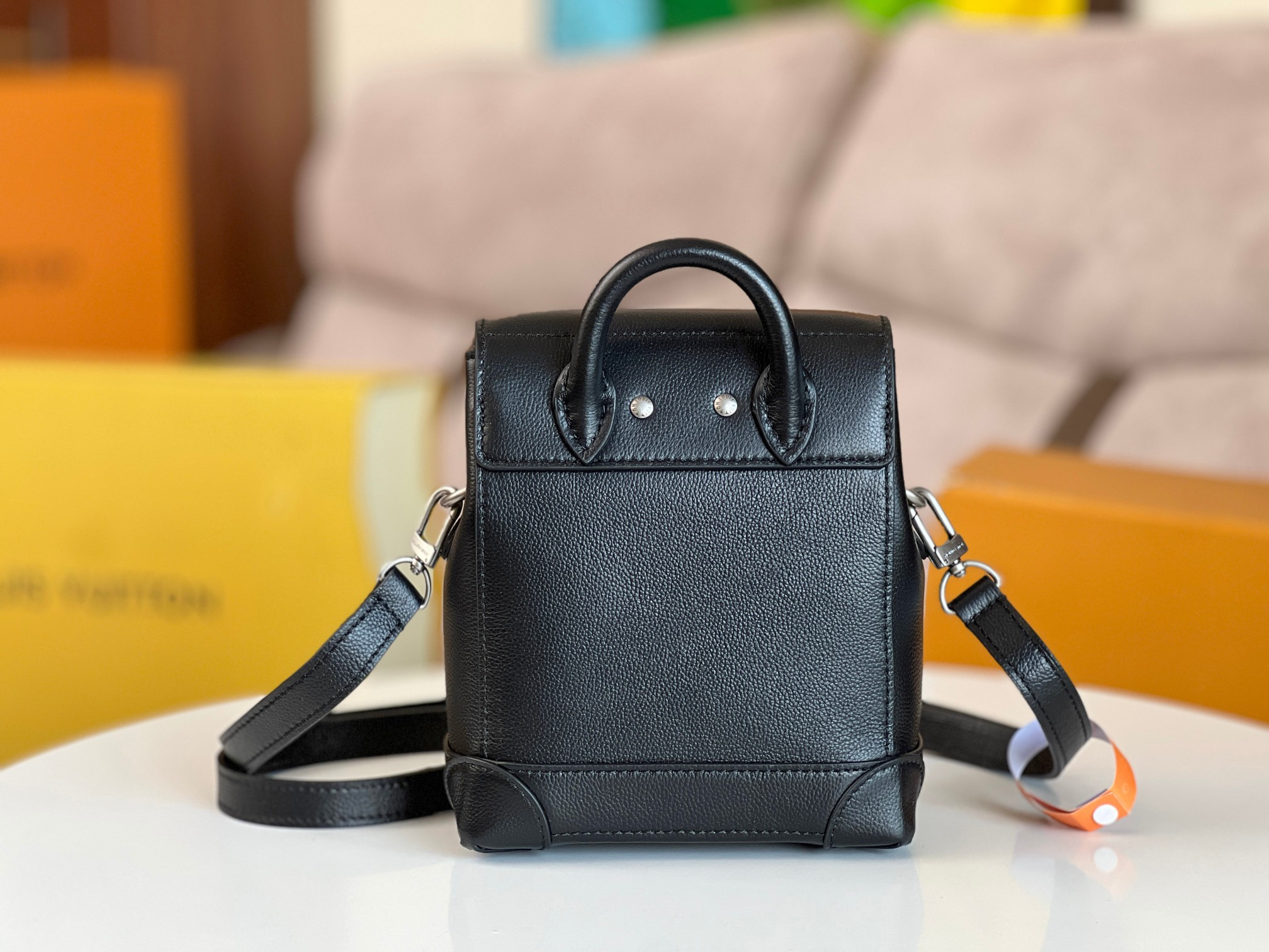 LV Steamer 15 M11637 20 x 8.5 x 16.5 cm