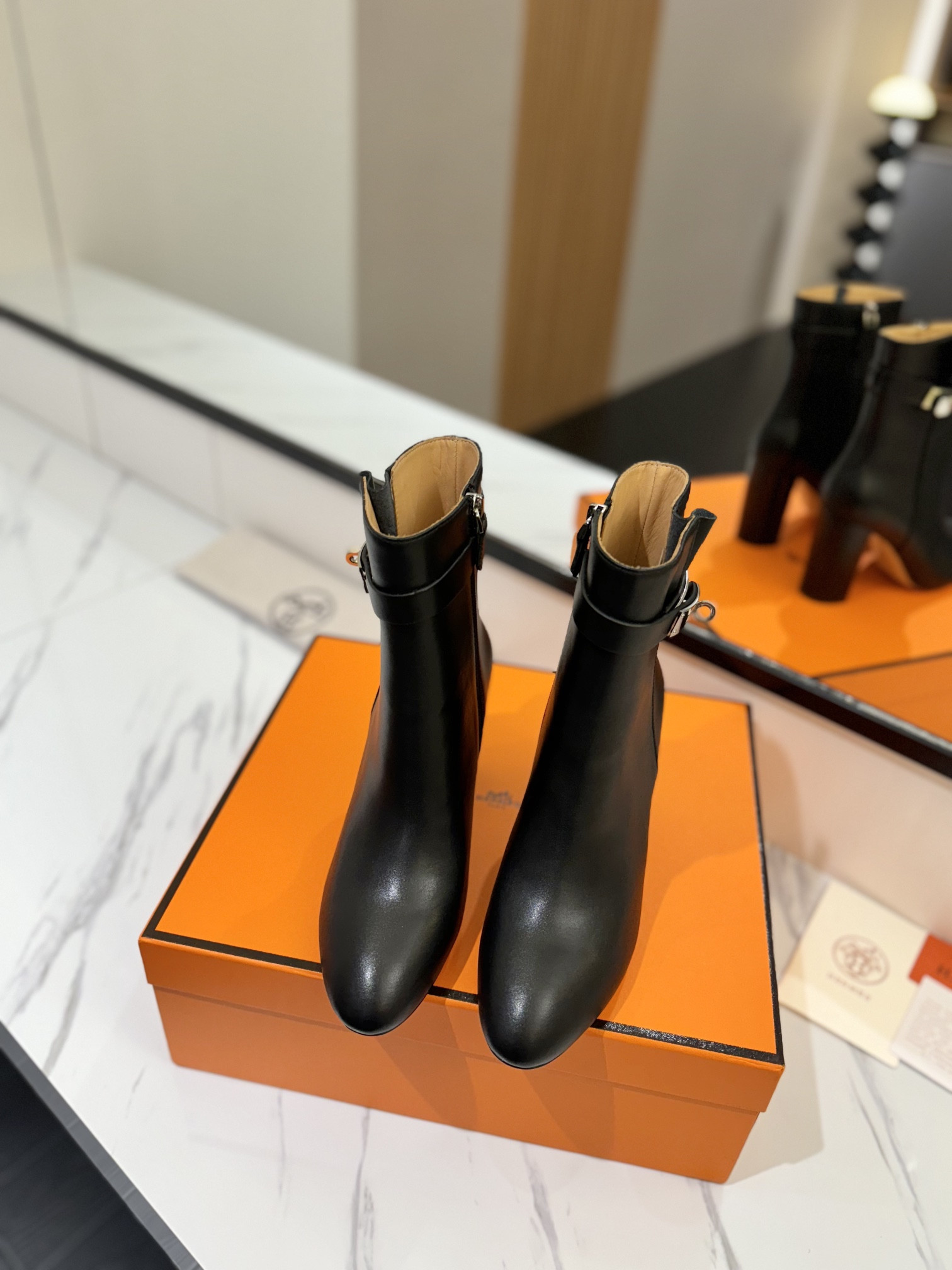 ua H**mes kelly jumping boots