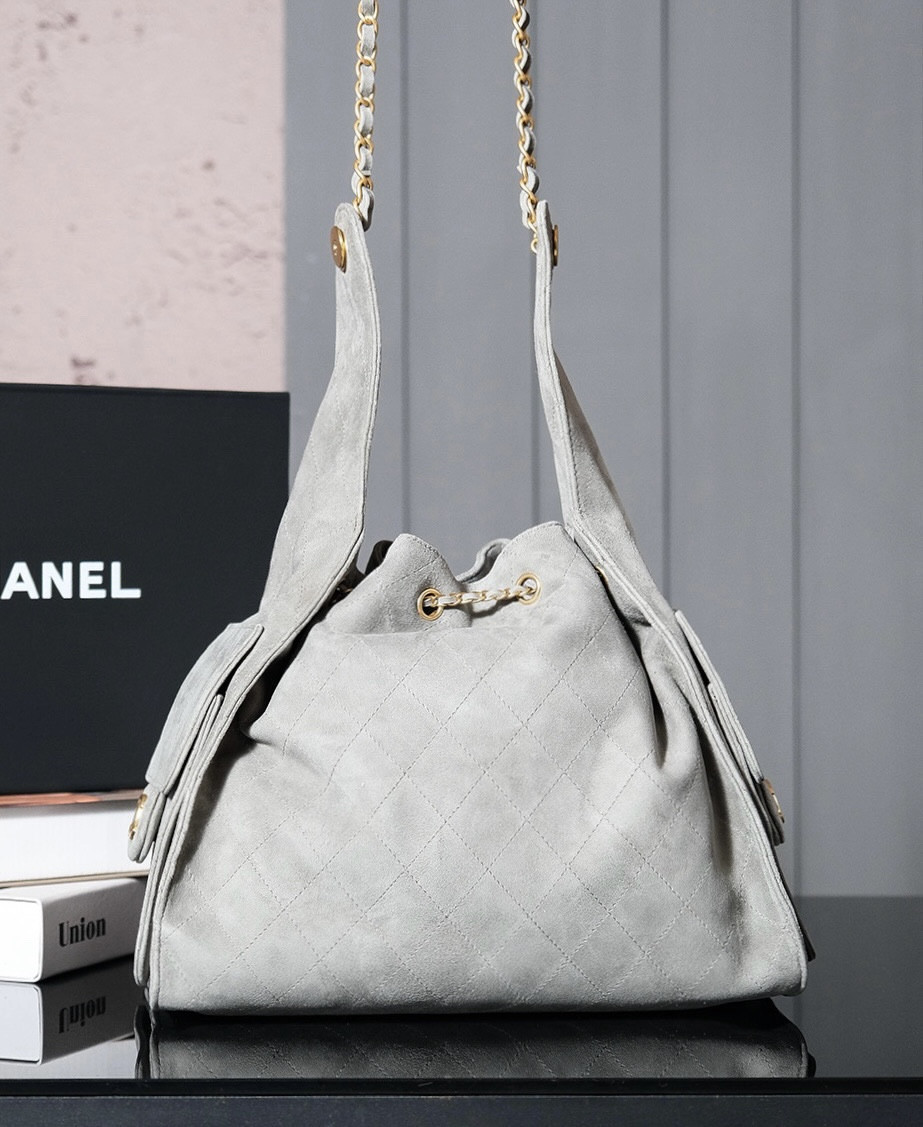 Ch*el 25c bucket bag 26x30x14cm