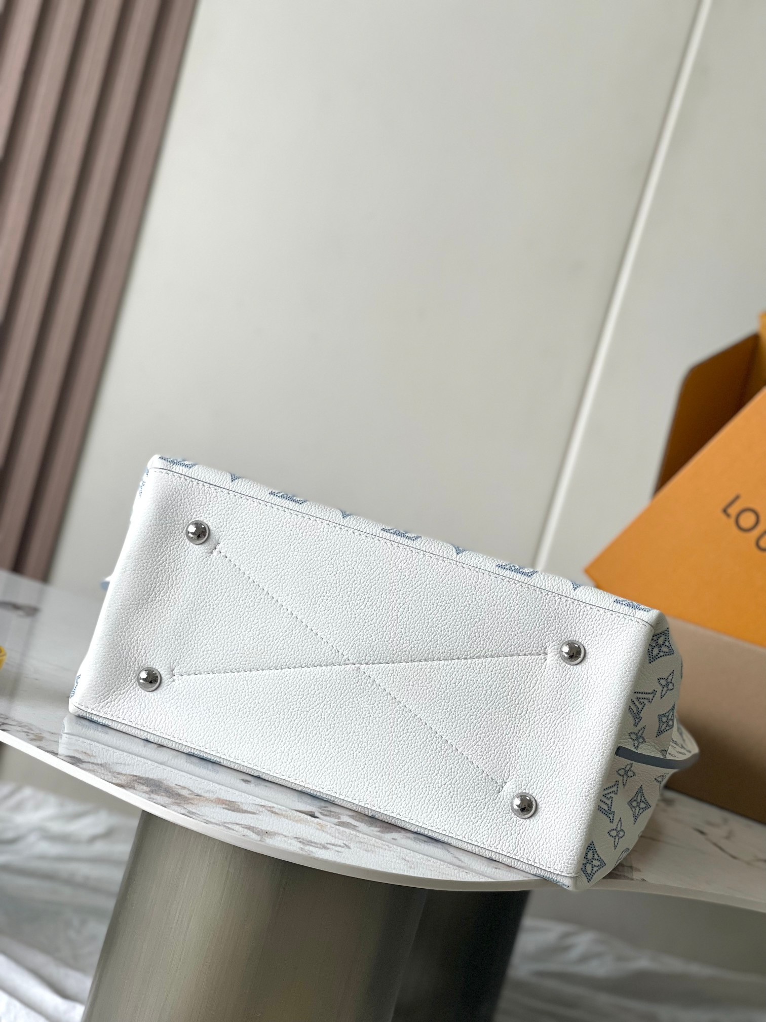 LV Carmel M11735 35x40x17cm
