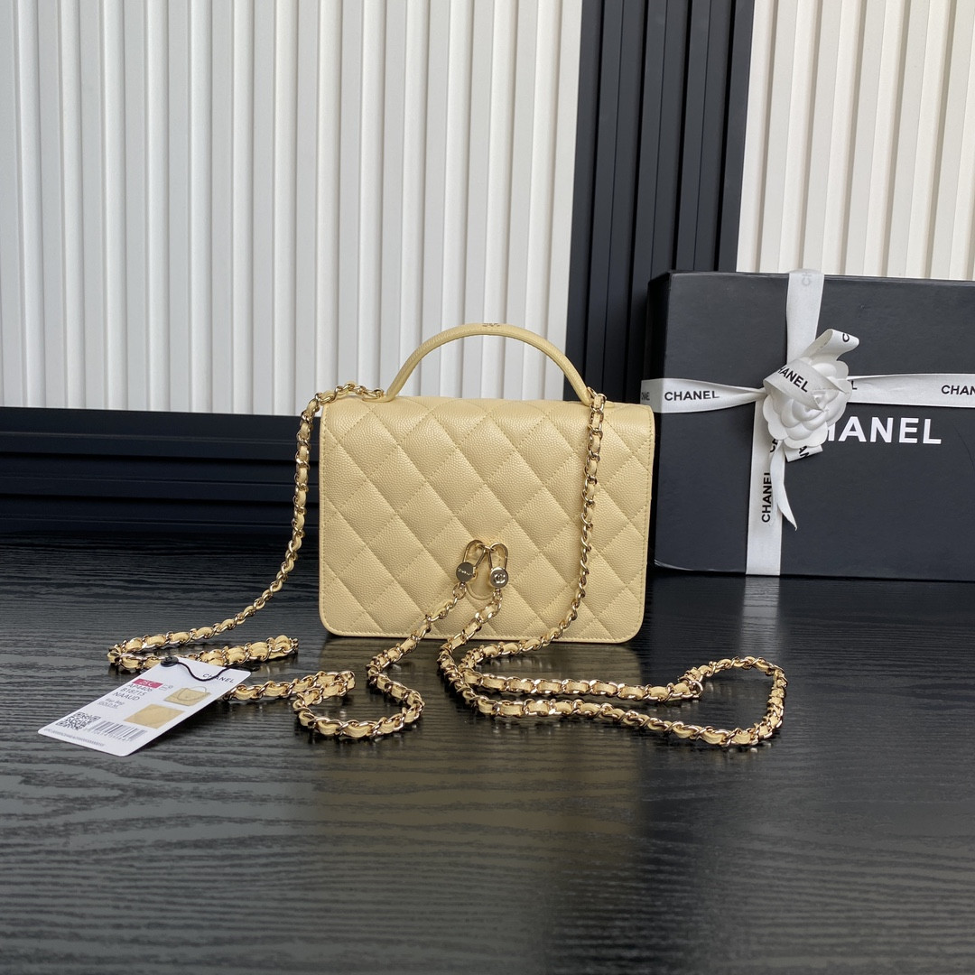 Ch*el 25c bags 14×18×3cm