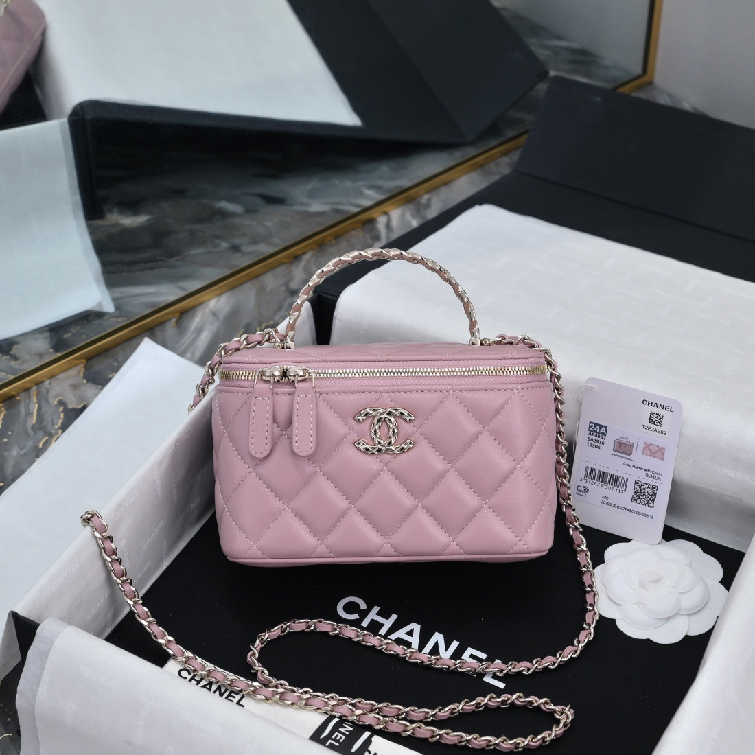 Ch*el clutch with chain 10x16x8cm