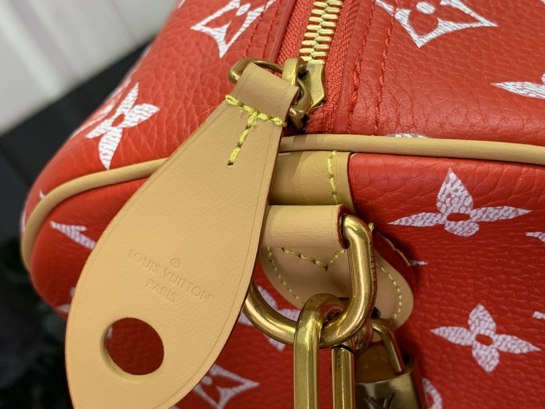 LV Speedy P9 Bandoulière 40 Red M24420 40 x 26 x23cm